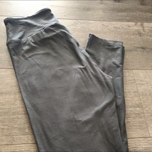 Lularoe OS Solid Grey Leggings